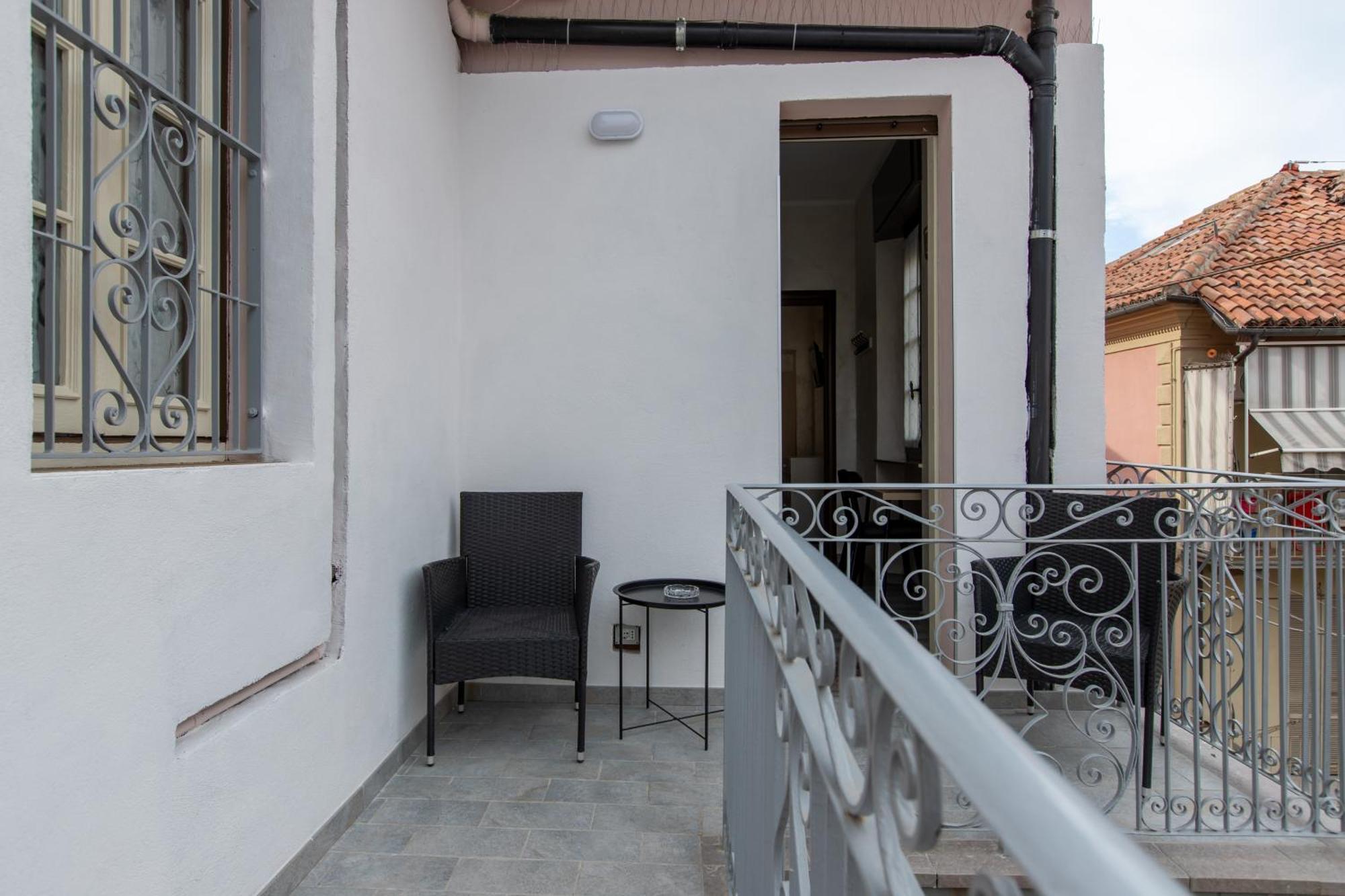 La Dolce Vite Apartment Alba  Exterior photo